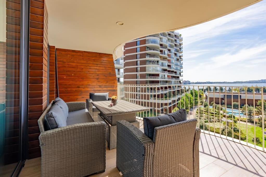 Golden Stones House Sea And Lake View Provincia di Provincia di Istanbul Esterno foto